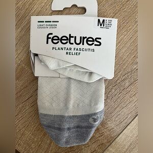 Feetures medium unisex plantar faciitis relief light cushion compression socks